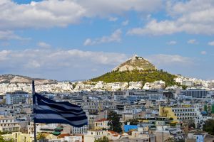 Цените на жилищата в Гърция все още не са ударили дъното